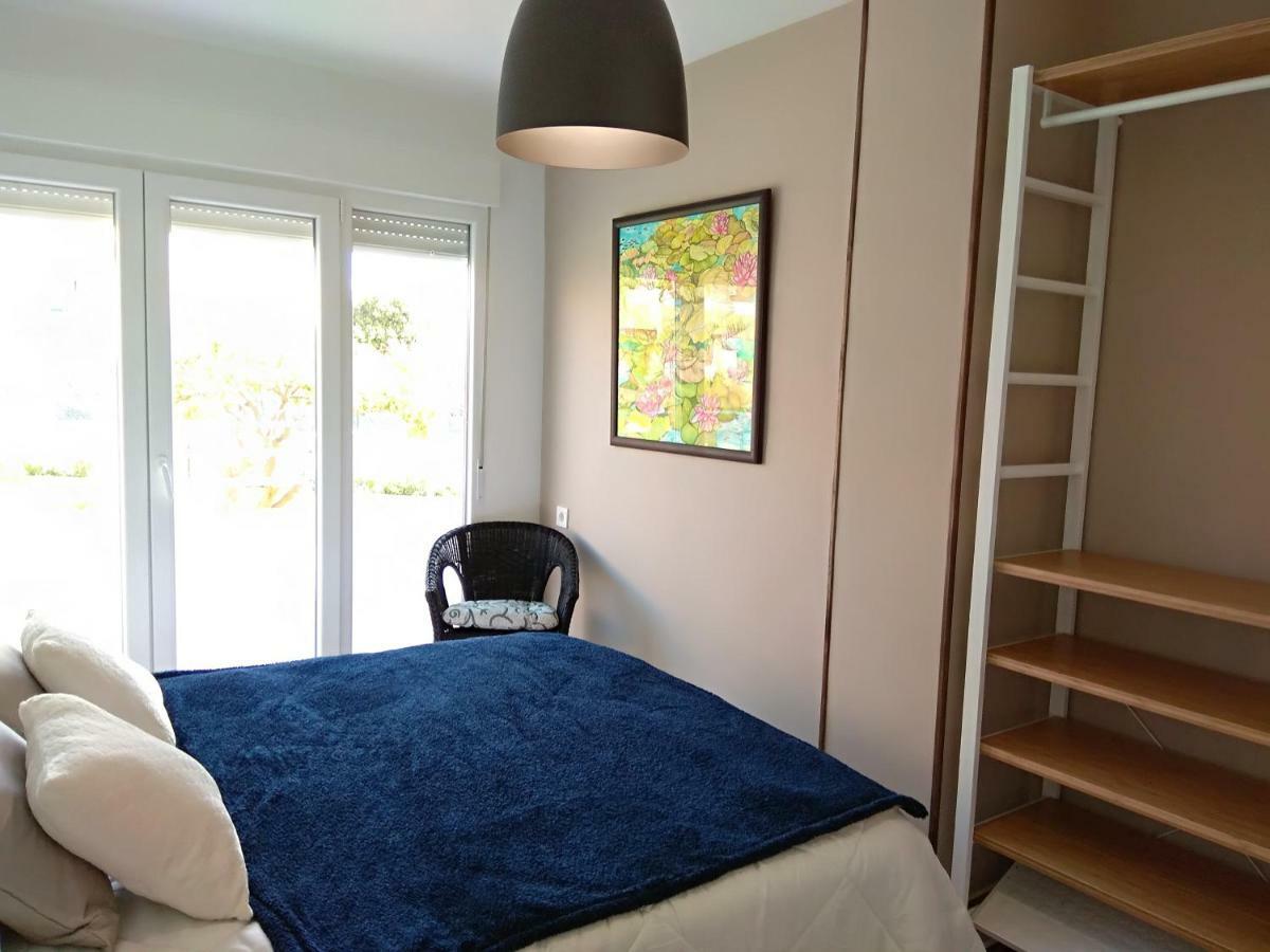 Apartment A 150 Metros Del Mar, Parking Y Wifi *