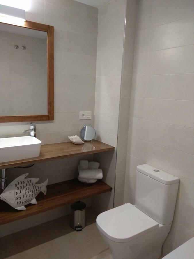 A 150 Metros Del Mar, Parking Y Wifi Apartment *